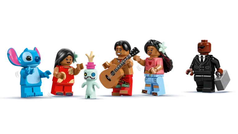 LEGO Lilo and Stitch Beach House 43268 Set - Minifigures