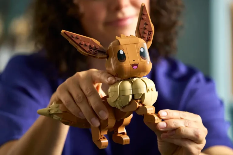 LEGO Pokémon Eevee 72151 Set Preview - Eevee