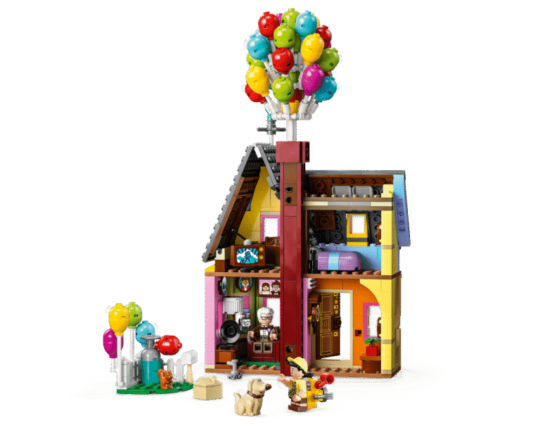 LEGO Up House 43217 Set Review - Back House, Balloons